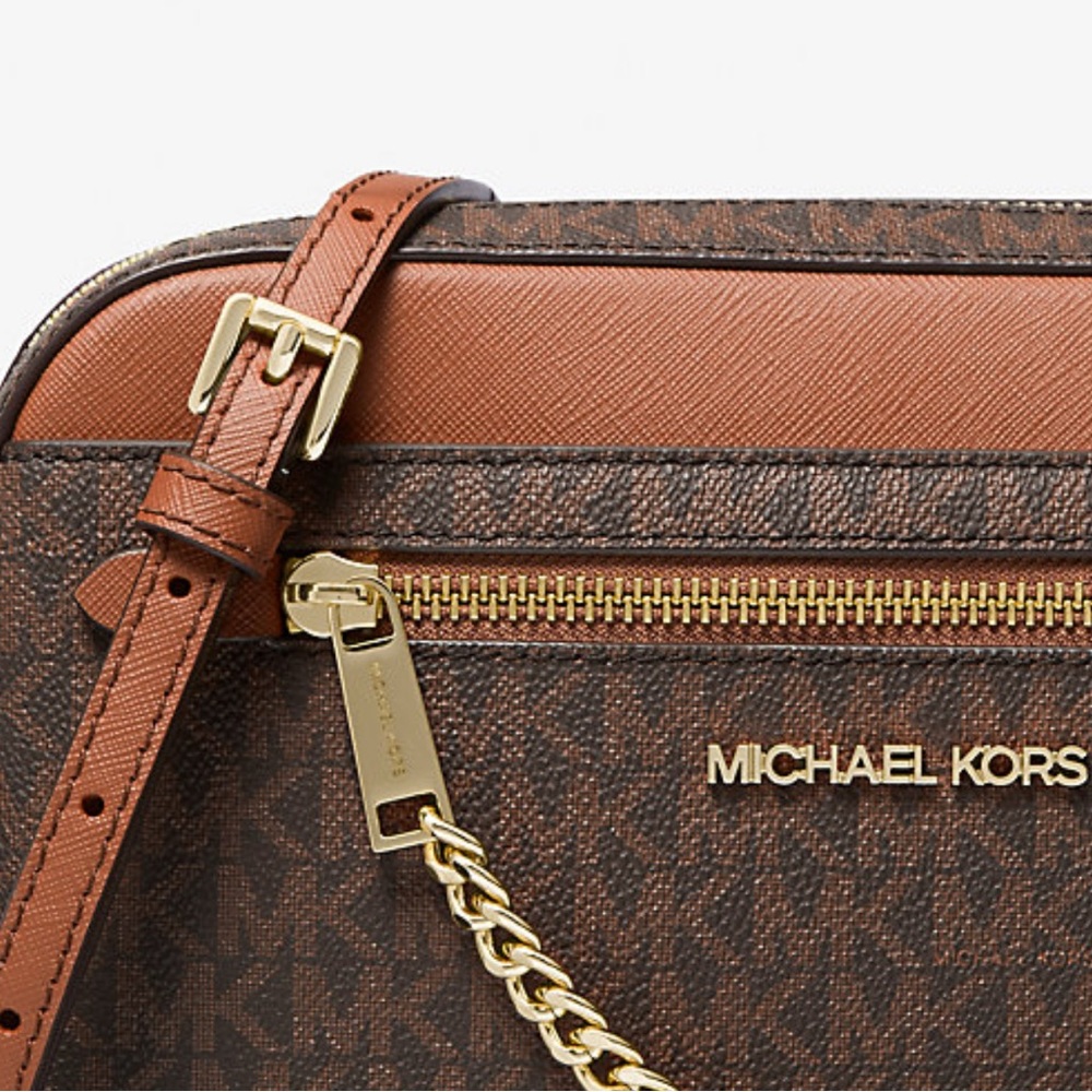 NWT✨ Michael Kors Signature Canvas Crossbody Bag - Picture 5 of 6